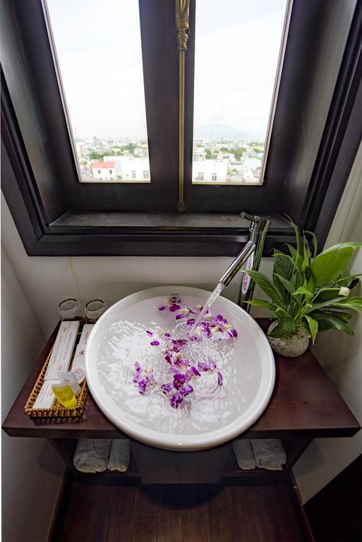 Sea Flower Hotel Da Nang Dış mekan fotoğraf