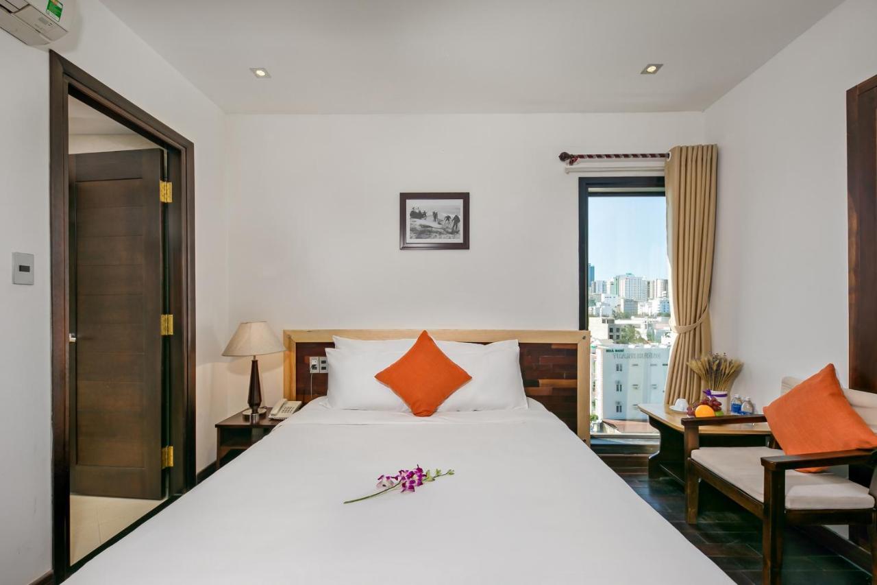 Sea Flower Hotel Da Nang Dış mekan fotoğraf